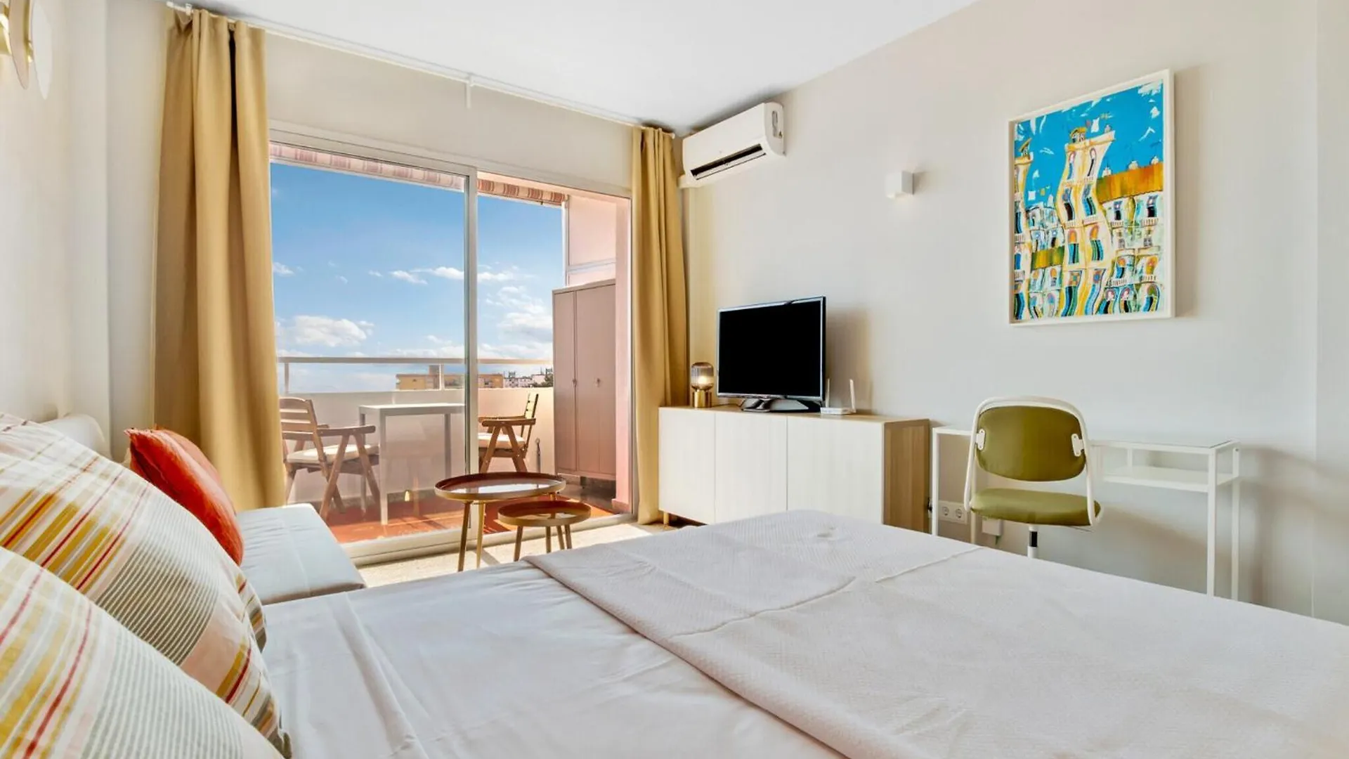 Apartment Near Playa De Bajondillo Torremolinos Spain